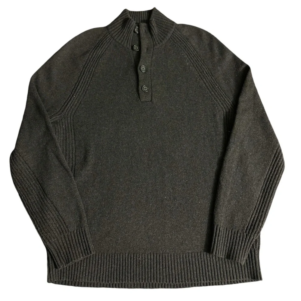 Banana Republic 100% Extra Fine Merino Wool Italian Yarn MockNeck Sweater L